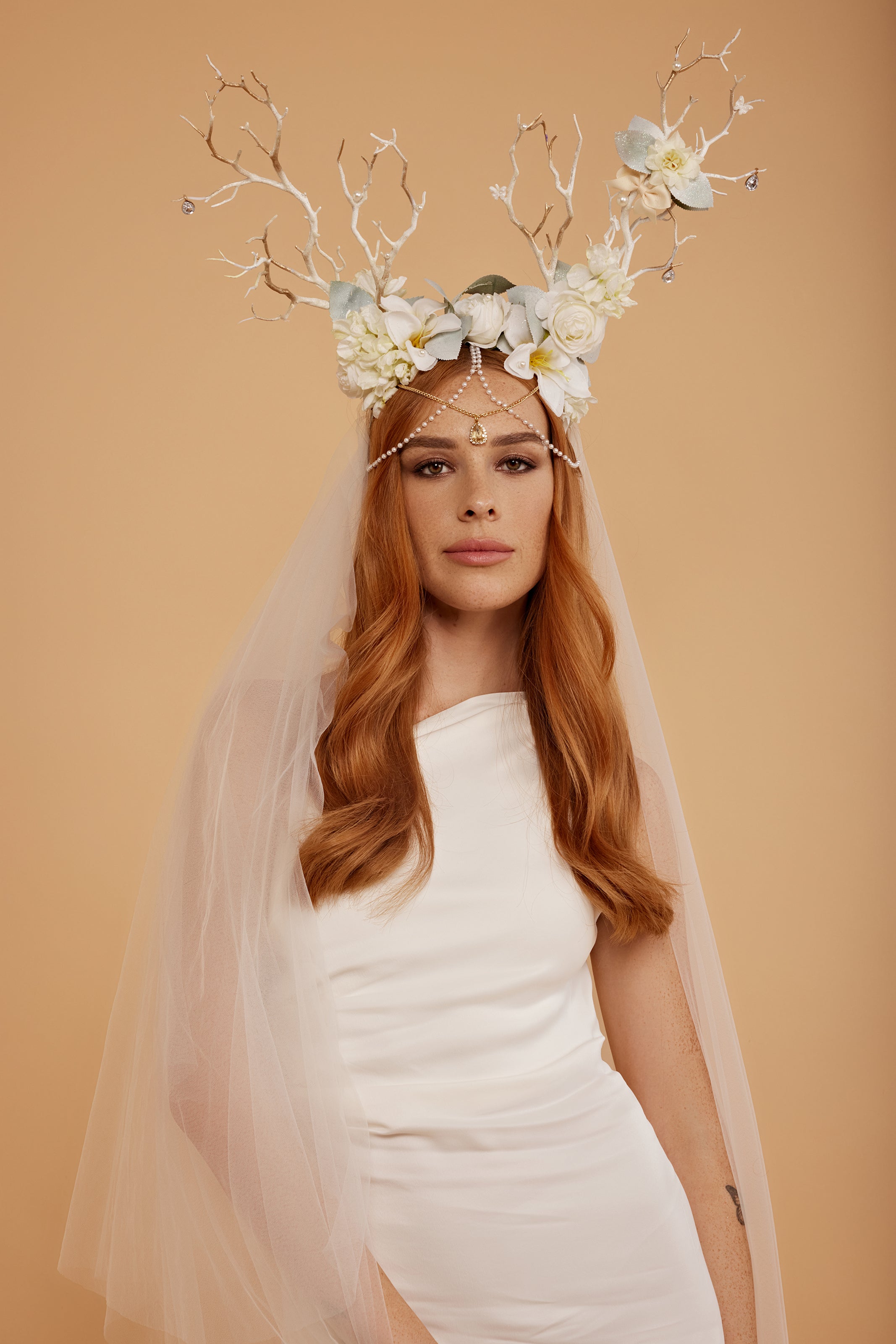 White WIcked Horns - Shufizoo