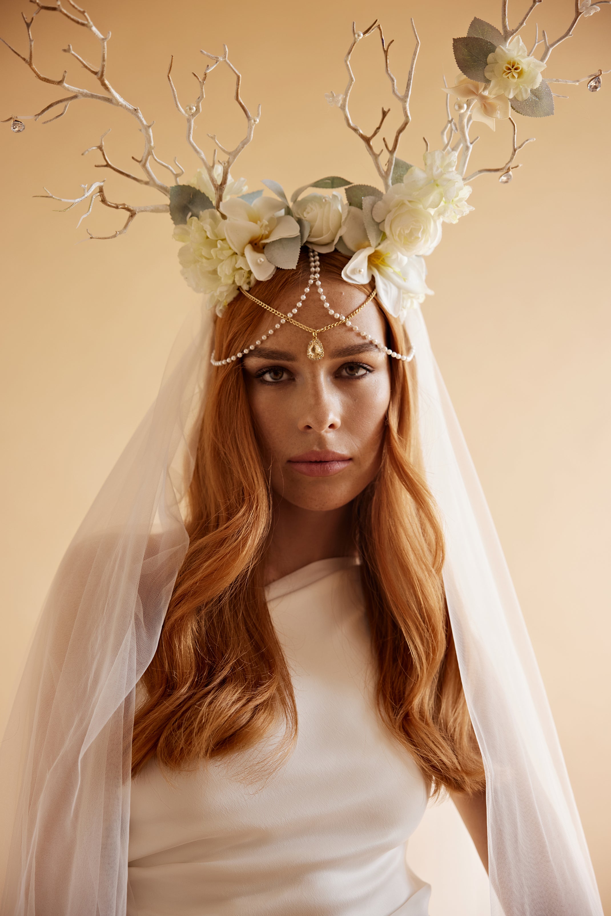 White WIcked Horns - Shufizoo