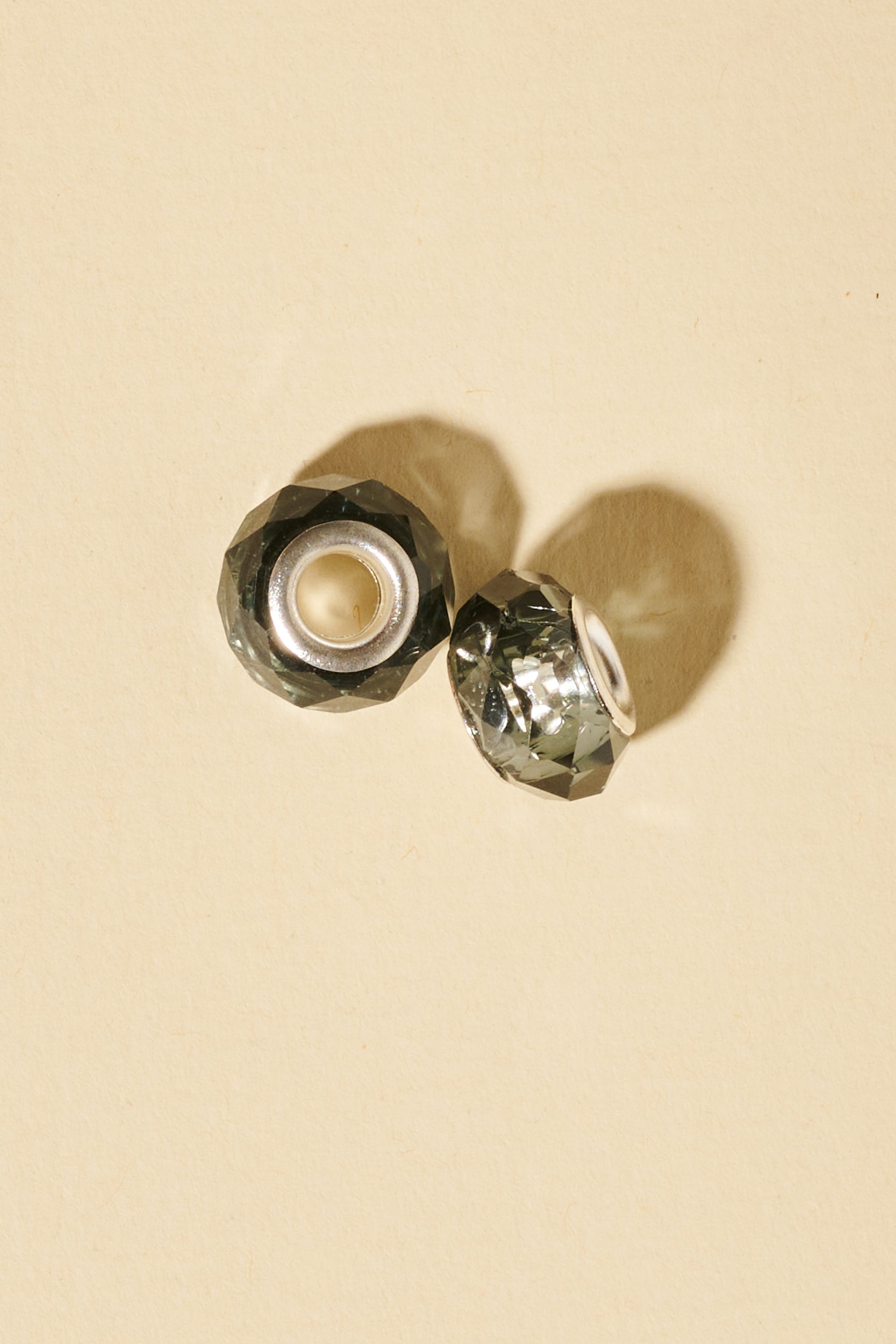 Dreadlock beads - Shufizoo -
Transparent Black Beads