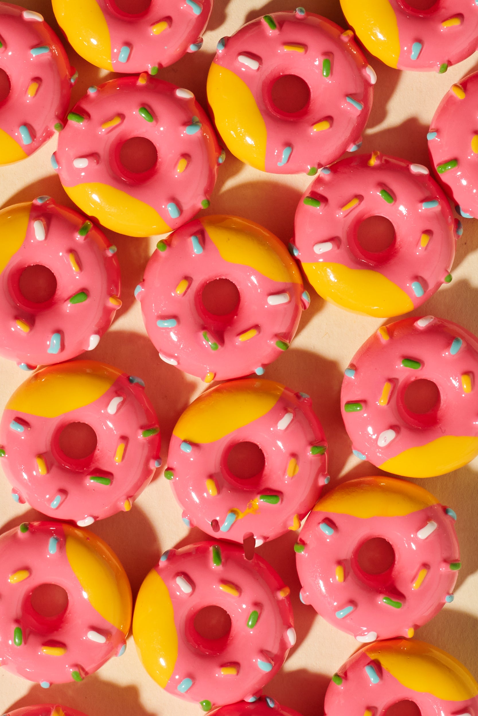 Magic Braids Charms - Shufizoo - Glossy Pink Donut