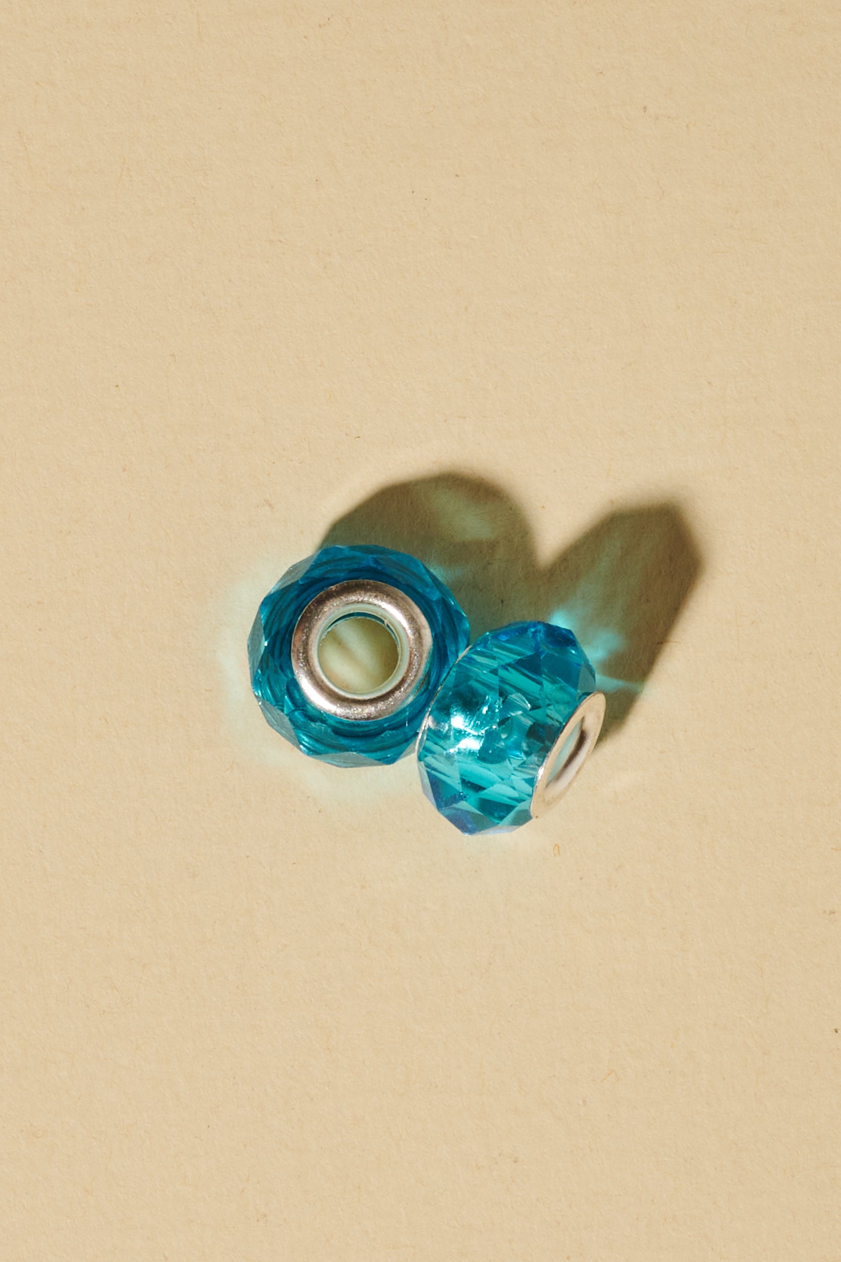 Shufizoo - Dreadlock beads - clear light blue Beads