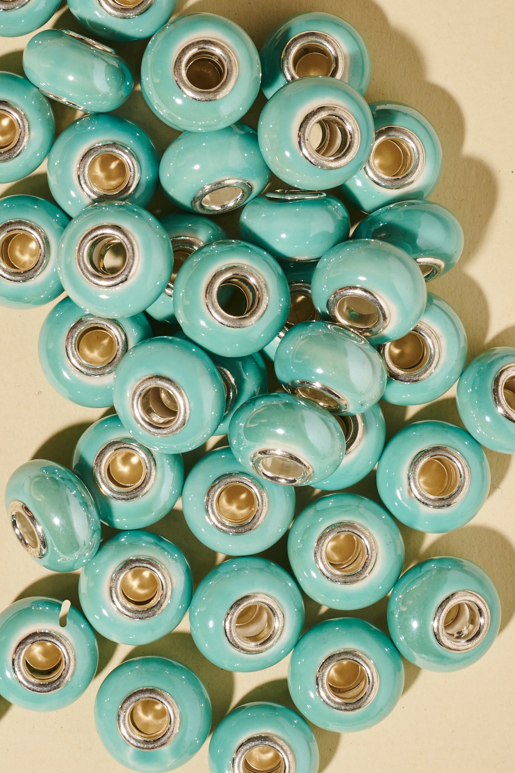 Shufizoo - Dreadlock beads - Glossy Turquoise Beads