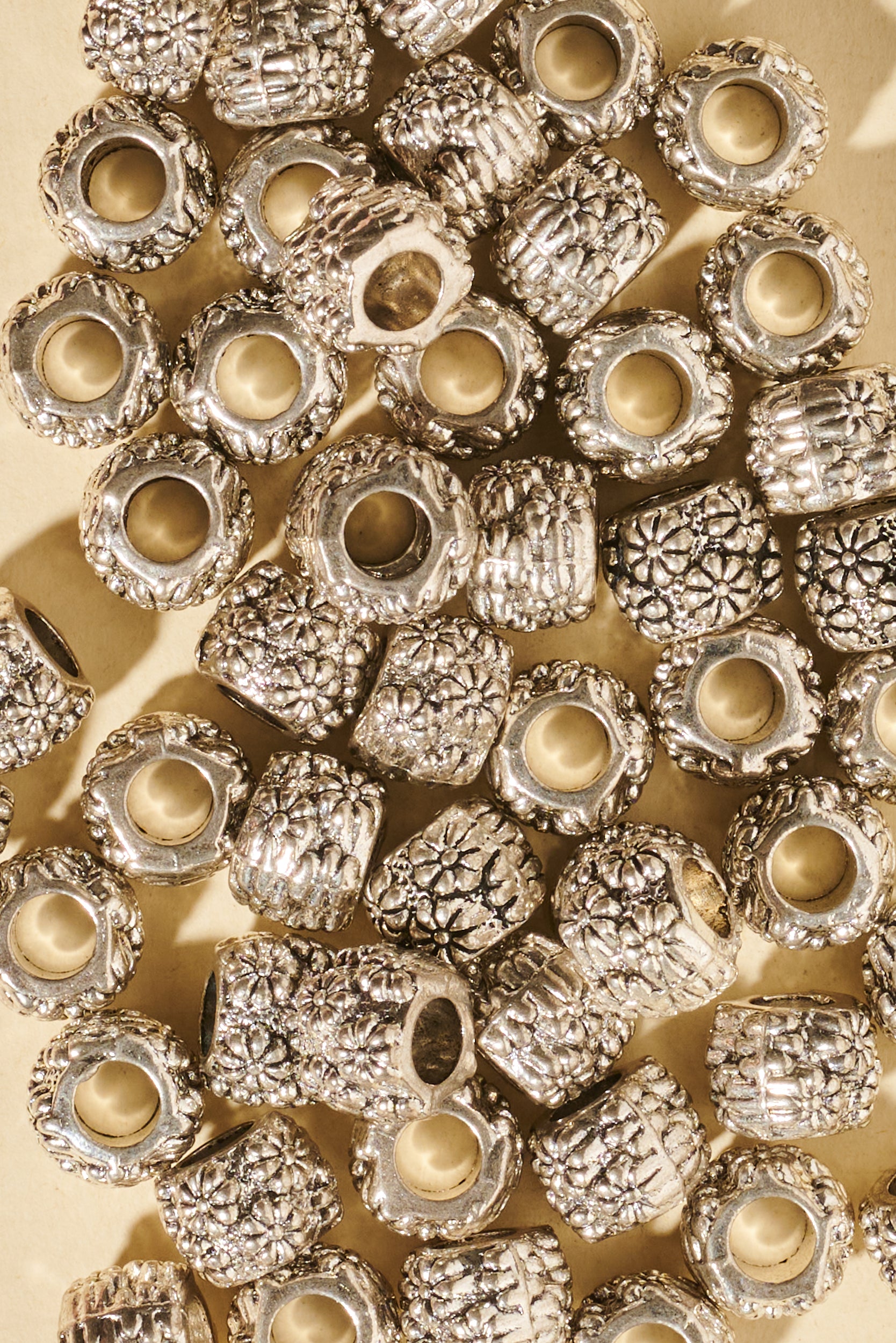 Dreadlock beads - Shufizoo - Silver Beads with Embossed flowers Patterns