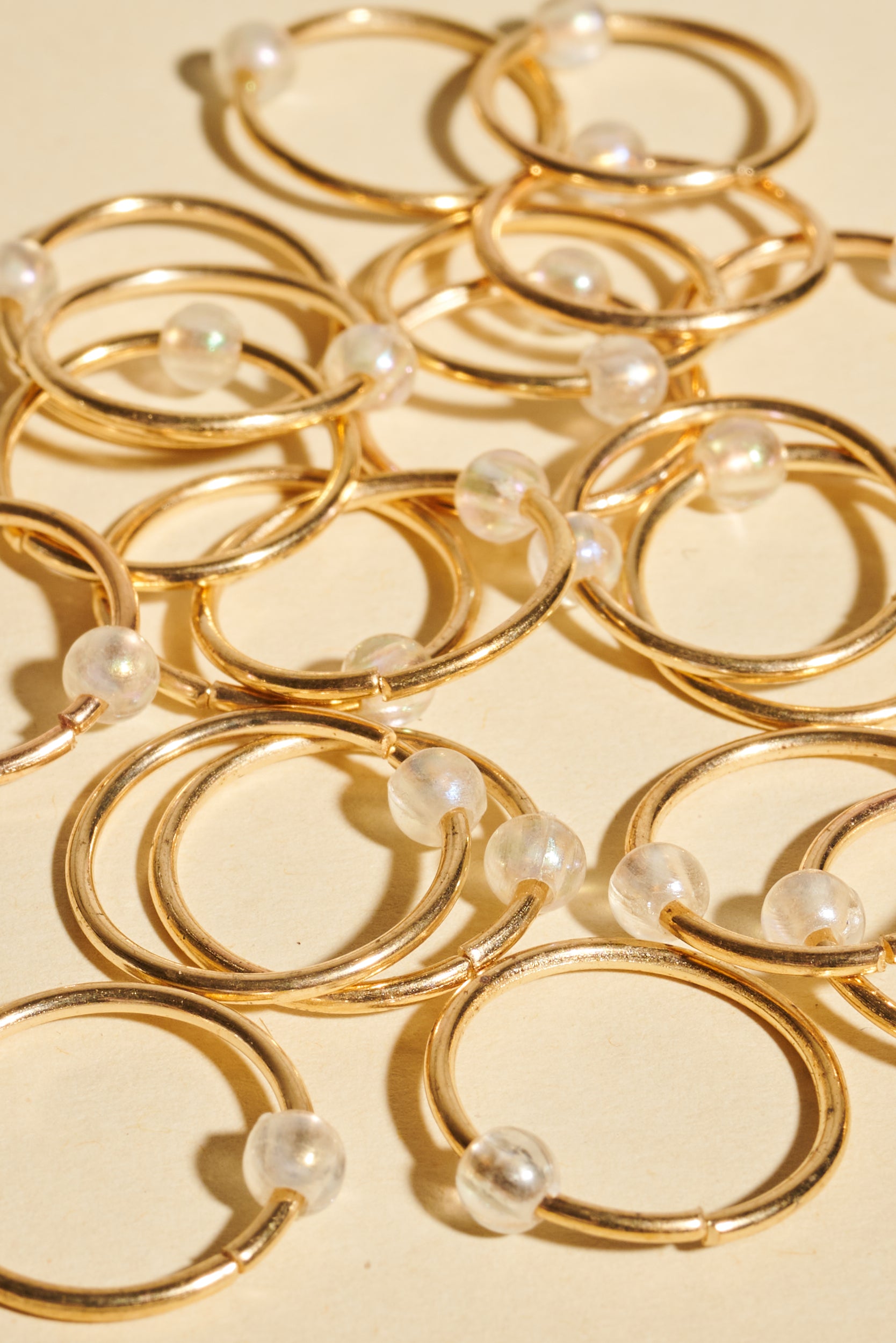 Braids decorations - Shufizoo - Gold Ring with a Transparent Bead