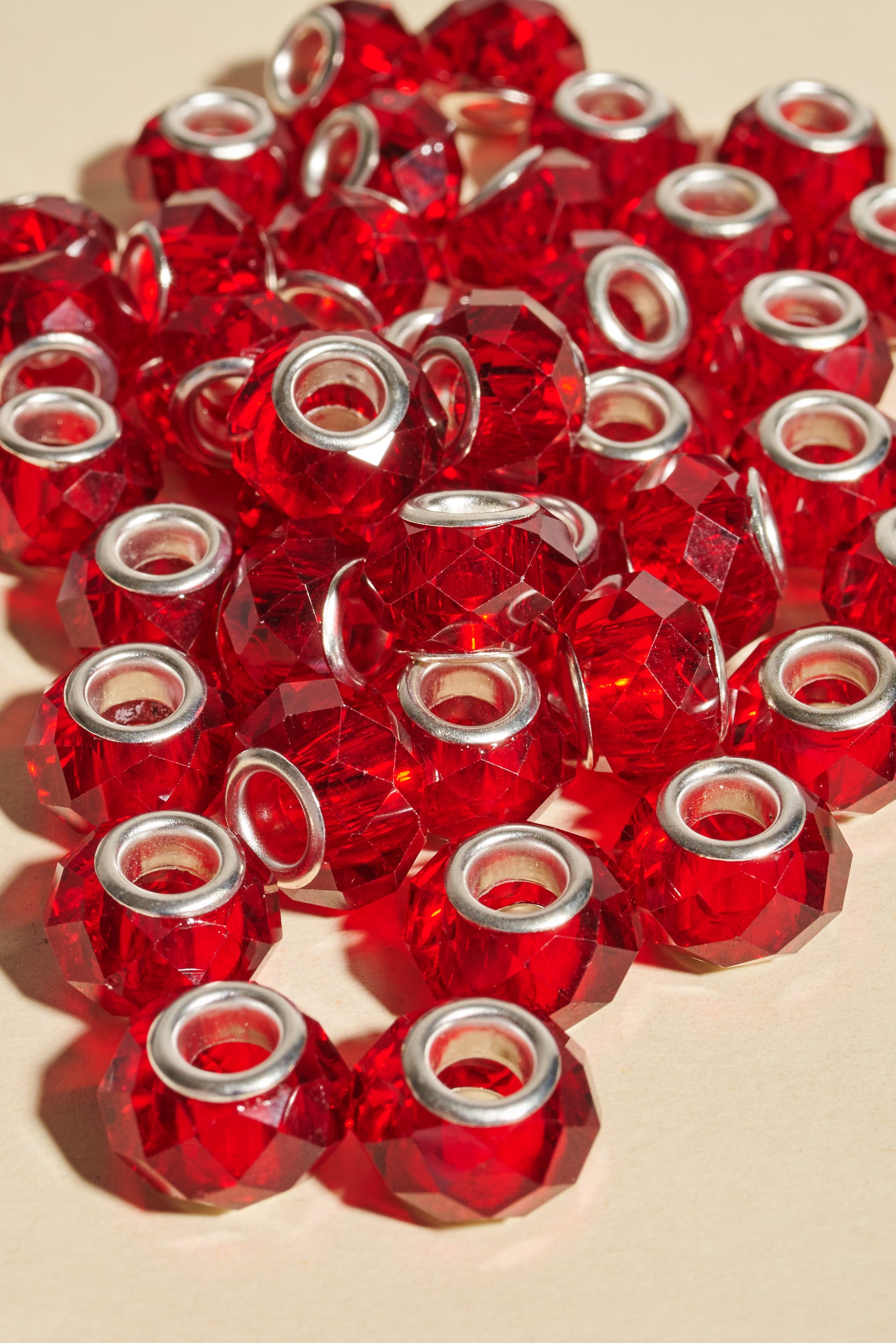 Dreadlock beads - Shufizoo - Ckear Red Beads
