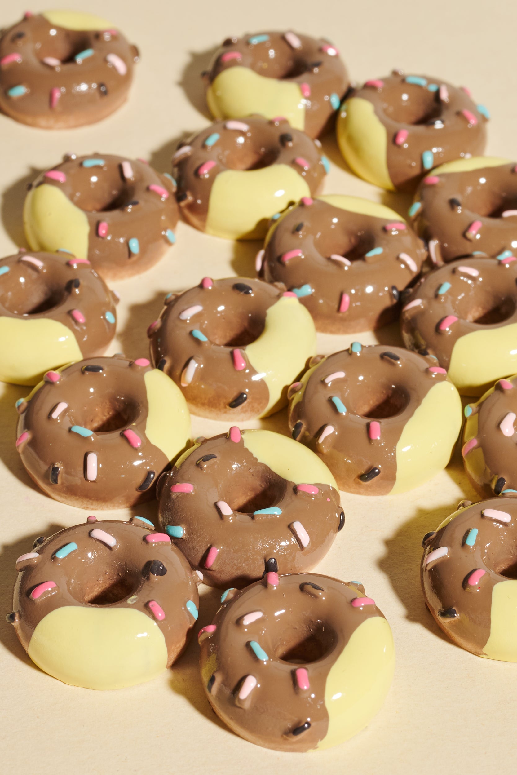 Magic Braids Charms - Shufizoo - Brown Donut