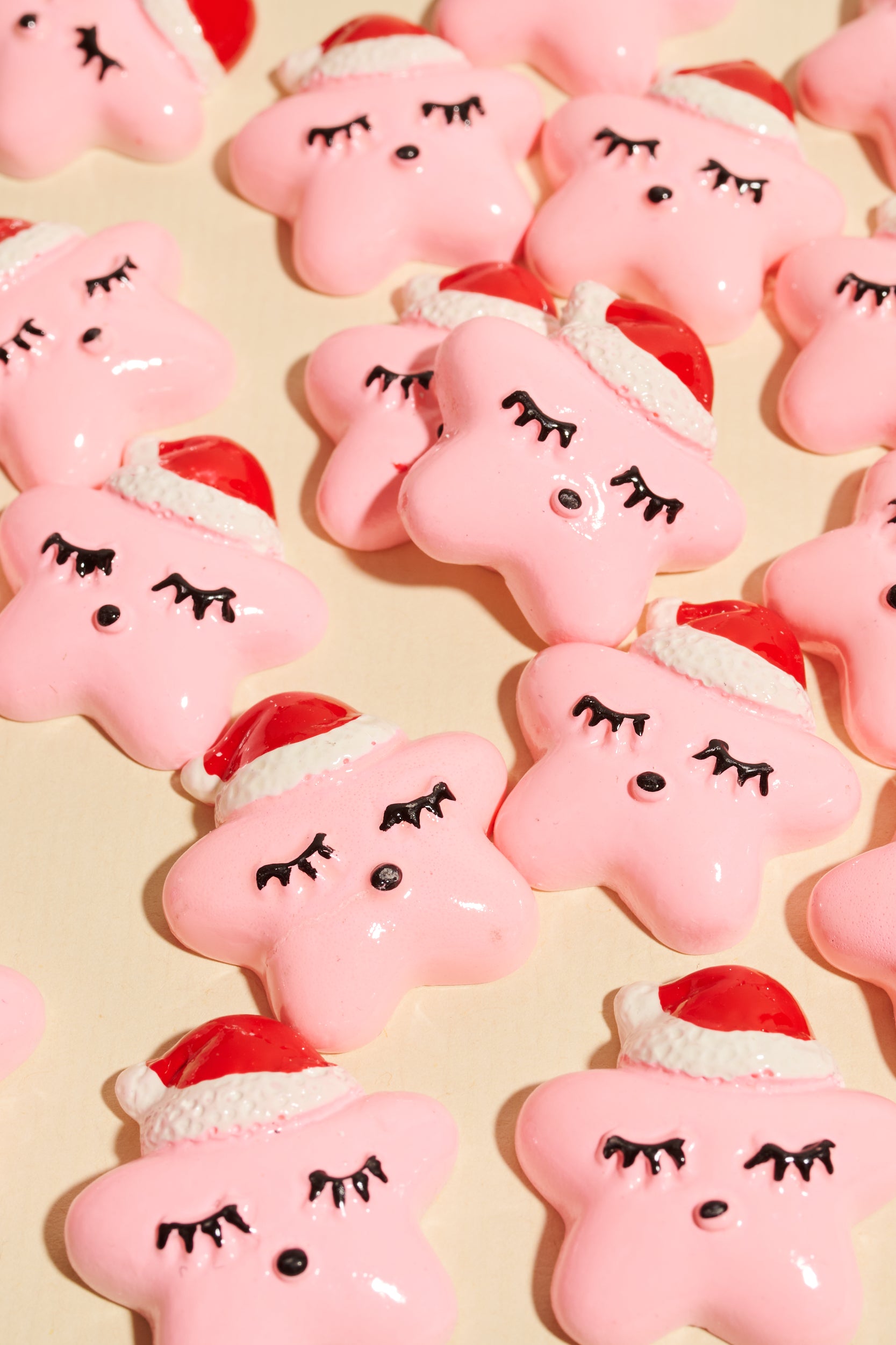 Magic Braids Charms - Shufizoo -
sleeping Christmas pink star