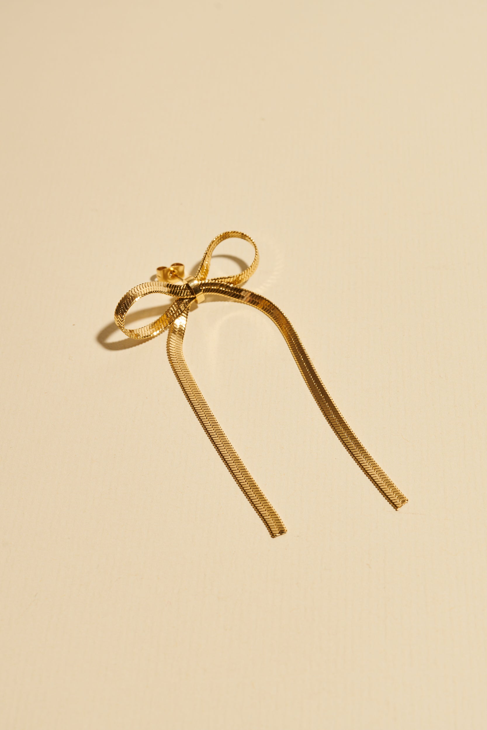 Braids decorations - Shufizoo - Luxury Gold Earrings in a Bow Shape and a long tail