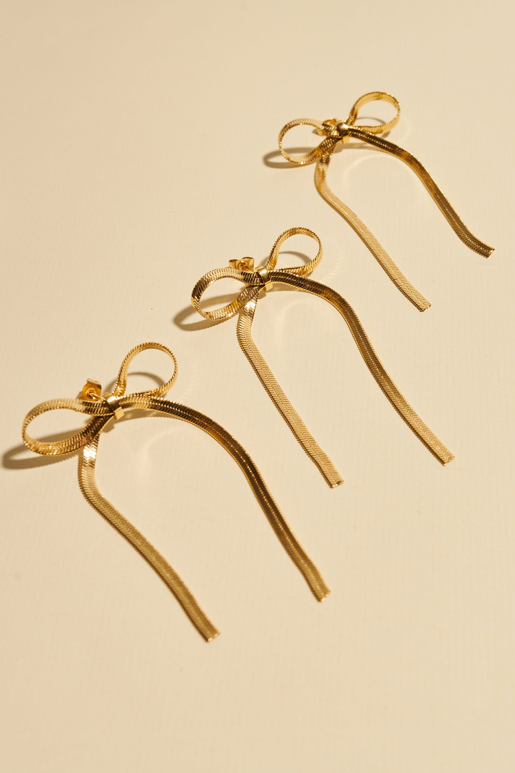 Braids decorations - Shufizoo - Luxury Gold Earrings in a Bow Shape and a long tail