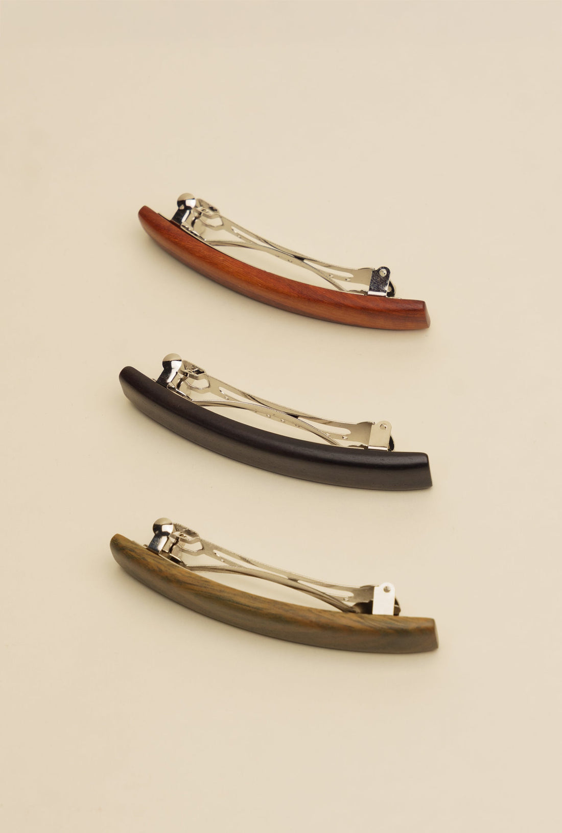 Set On Wooden Clips