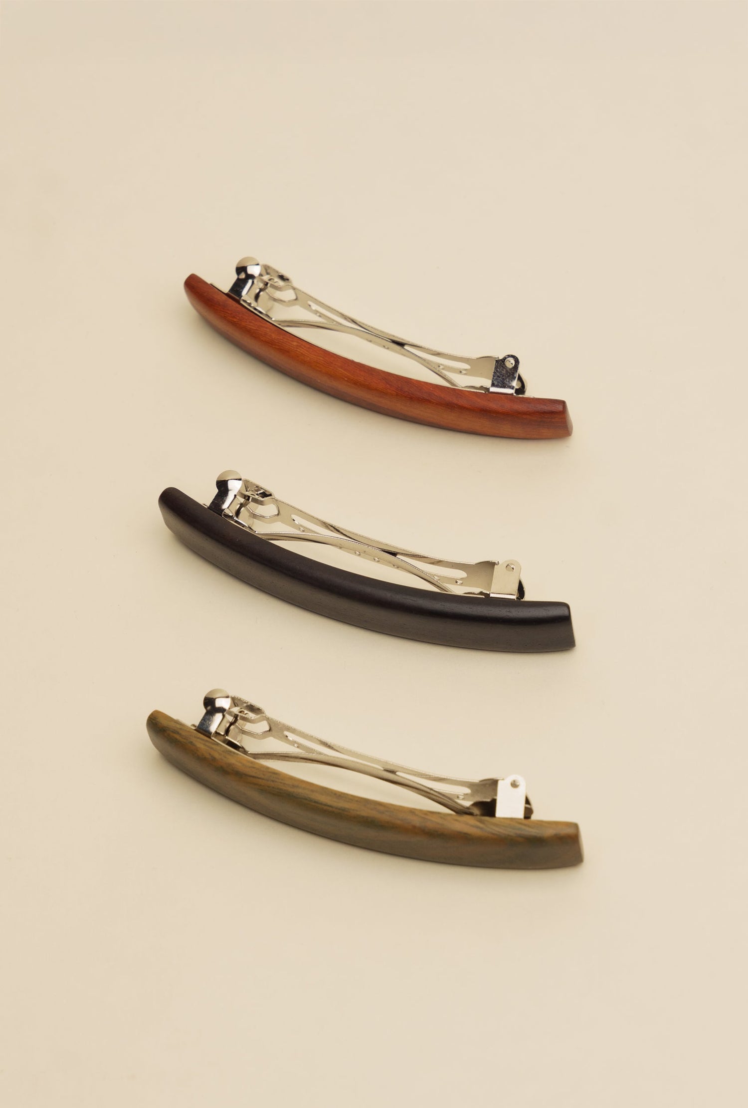 Set On Wooden Clips