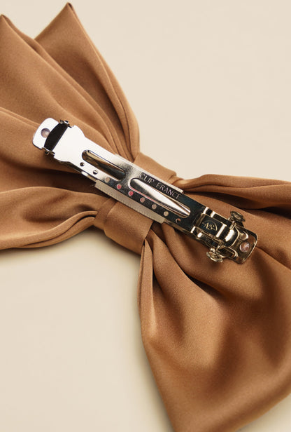 Set On Bow From The Brown Collection