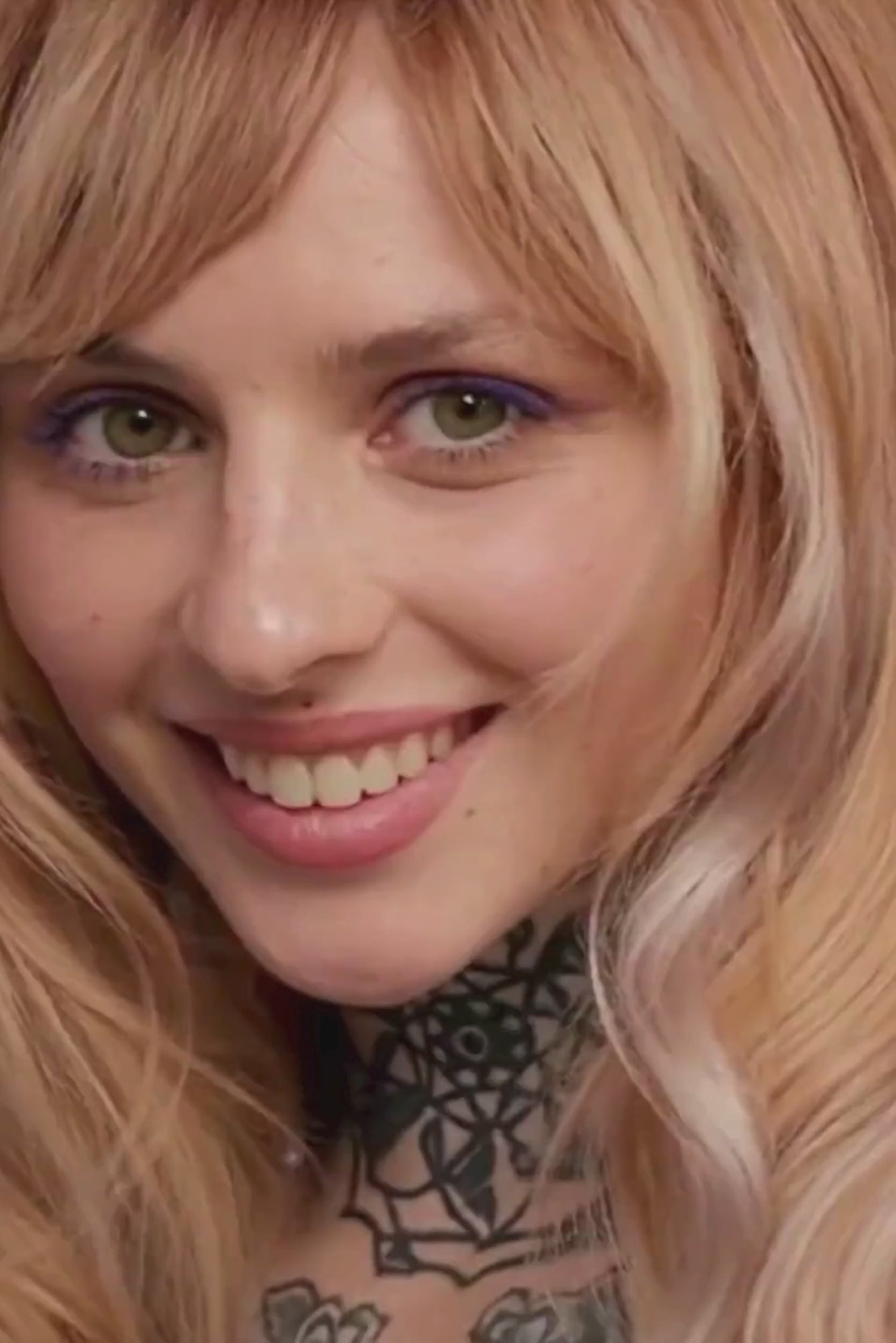 Natural hair extension - Light grey shade